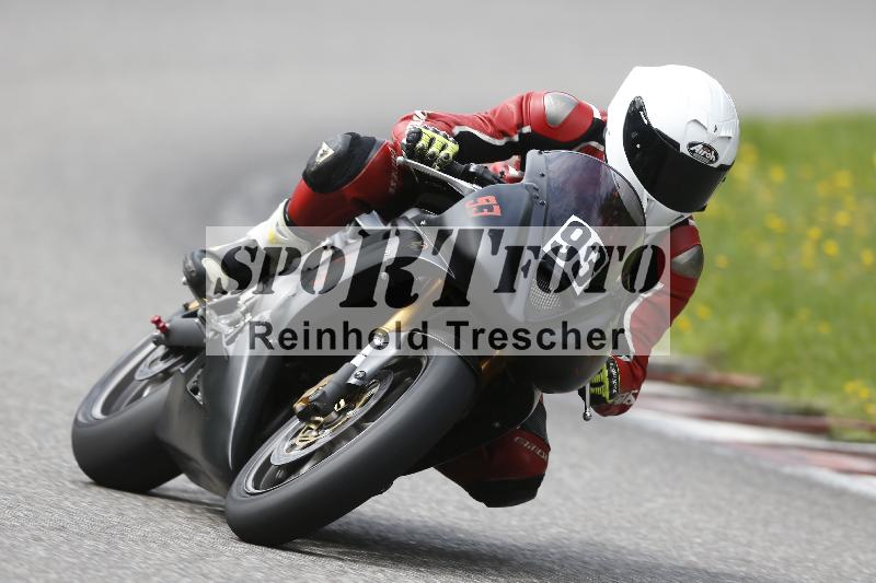 /37 28.07.2025 Dunlop Ride und Test Day ADR/Trackday Erfahren gelb Trackday schnell  rot/93